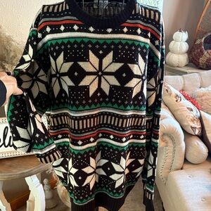 Men's Black and Green Crewneck Sweater